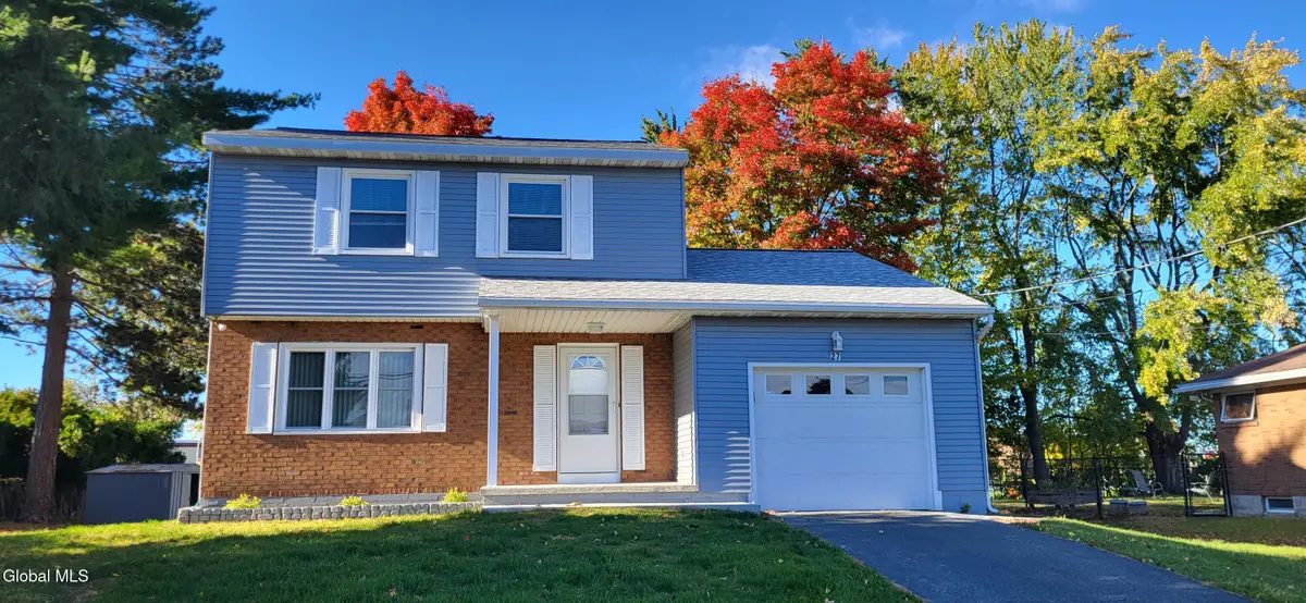 27 Donna Drive, Colonie, NY 12205 - #1