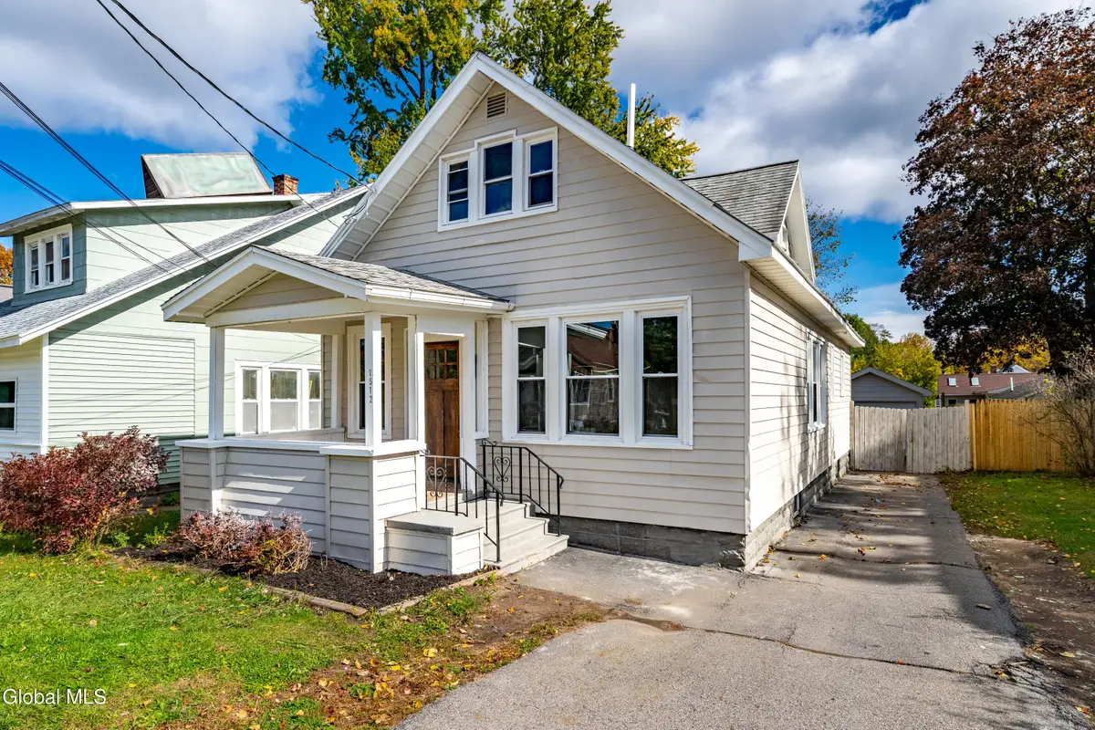 1512 Helderberg Avenue, Rotterdam, NY 12306 - #1