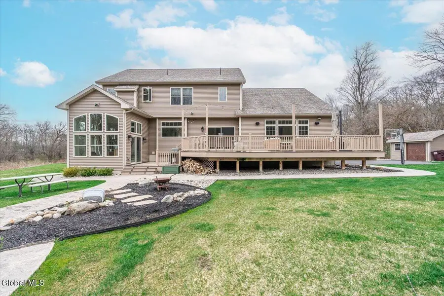30 Eastpointe Drive, Saratoga Springs, NY 12866 - #3