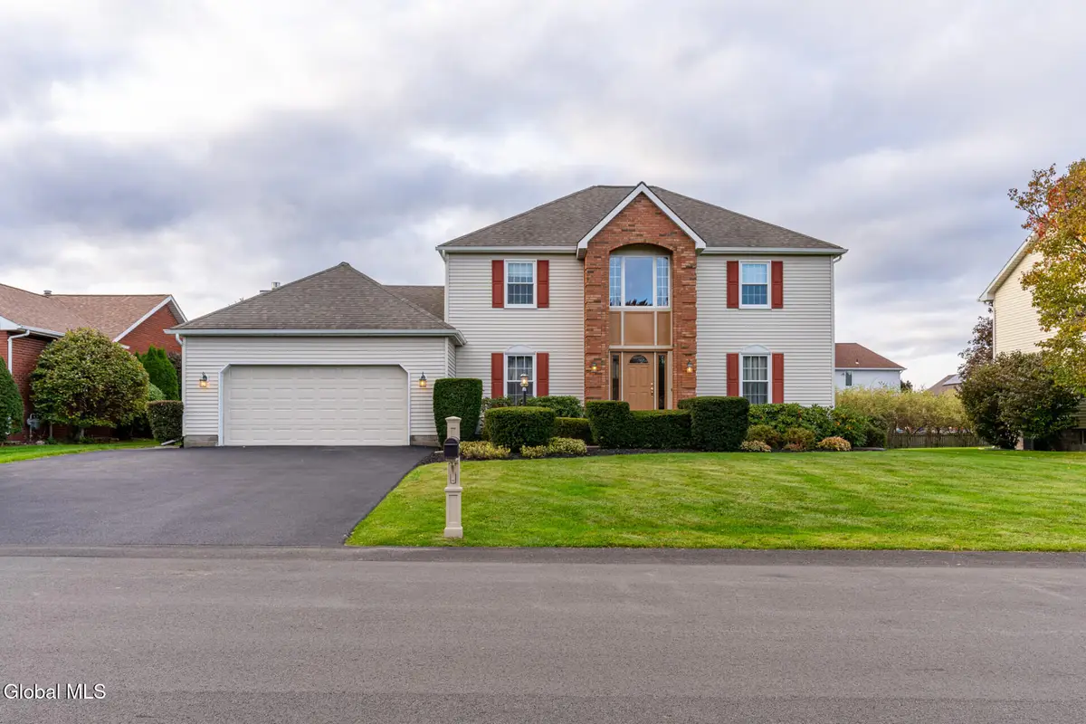 31 Woodridge Drive, Loudonville, NY 12211 - #1