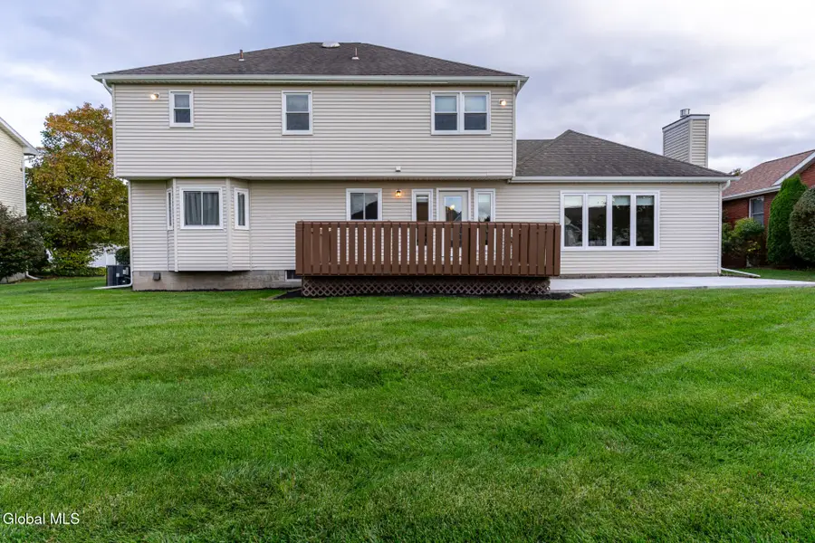 31 Woodridge Drive, Loudonville, NY 12211 - #2