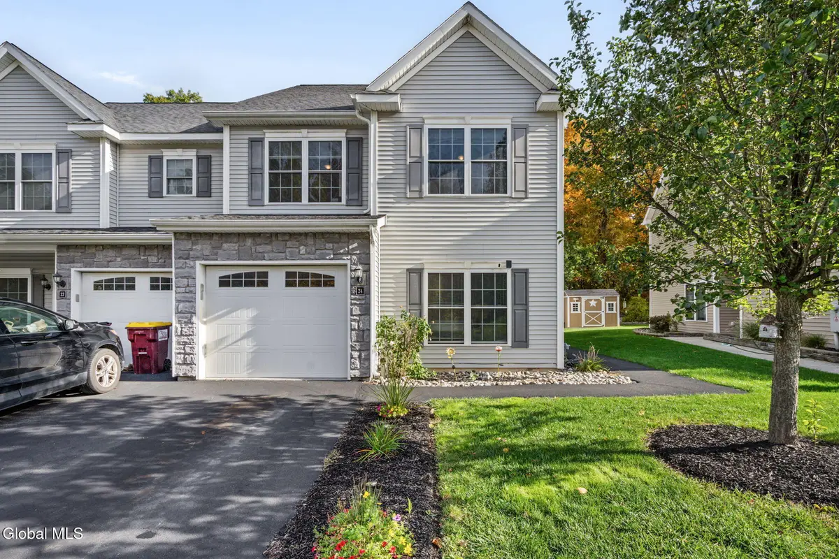 24 Reutter Drive, Selkirk, NY 12158 - #1
