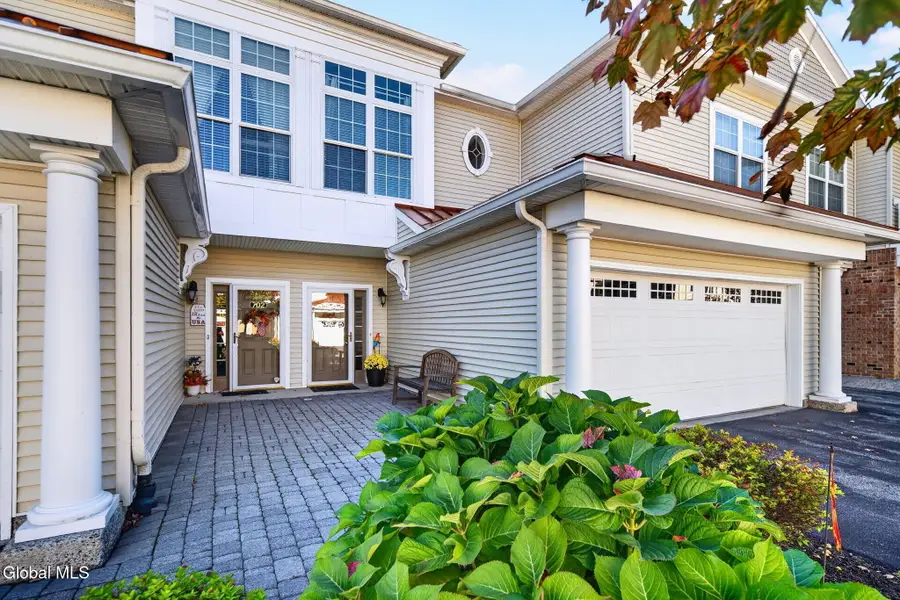 703 Vly Pointe Drive, Niskayuna, NY 12309 - #3
