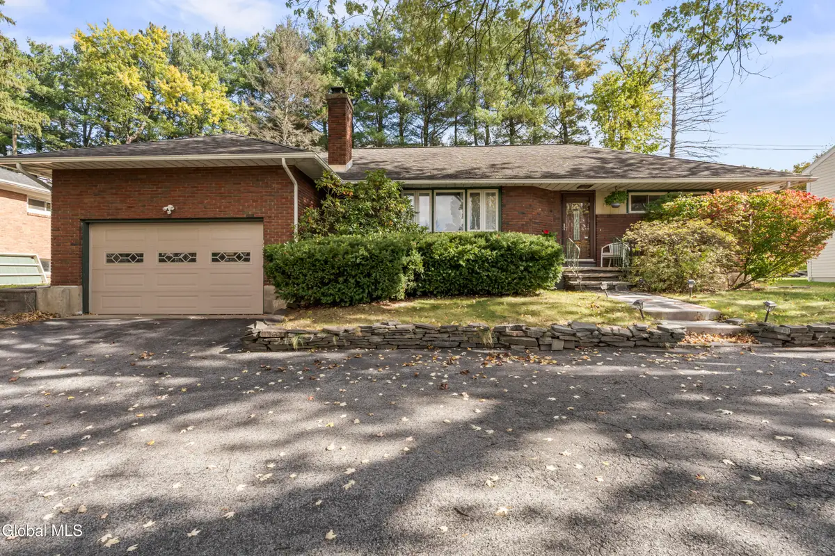 1078 Cornelius Avenue, Niskayuna, NY 12309 - #1