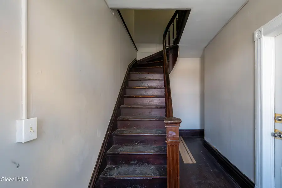 82 Ida Street, Troy, NY 12180 - #3