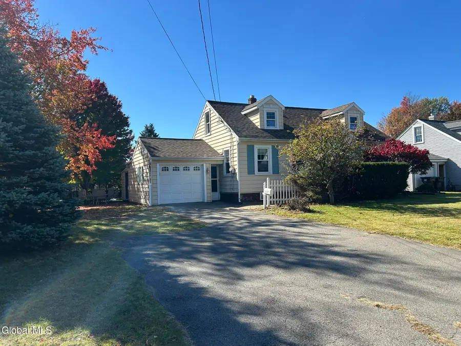 2027 Cardiff Road, Rotterdam, NY 12303 - #2
