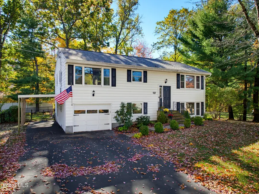 26 S Royal Drive, Colonie, NY 12205 - #2