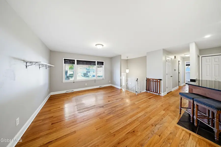 26 S Royal Drive, Colonie, NY 12205 - #3
