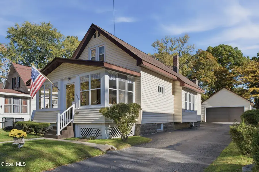 1084 Palmer Avenue, Niskayuna, NY 12309 - #3