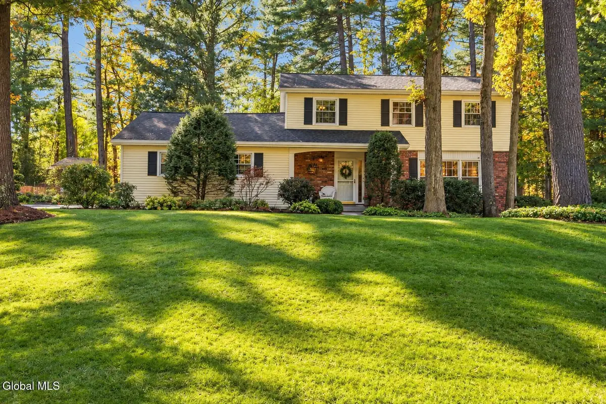 8 Bonnie Drive, Guilderland, NY 12084 - #1
