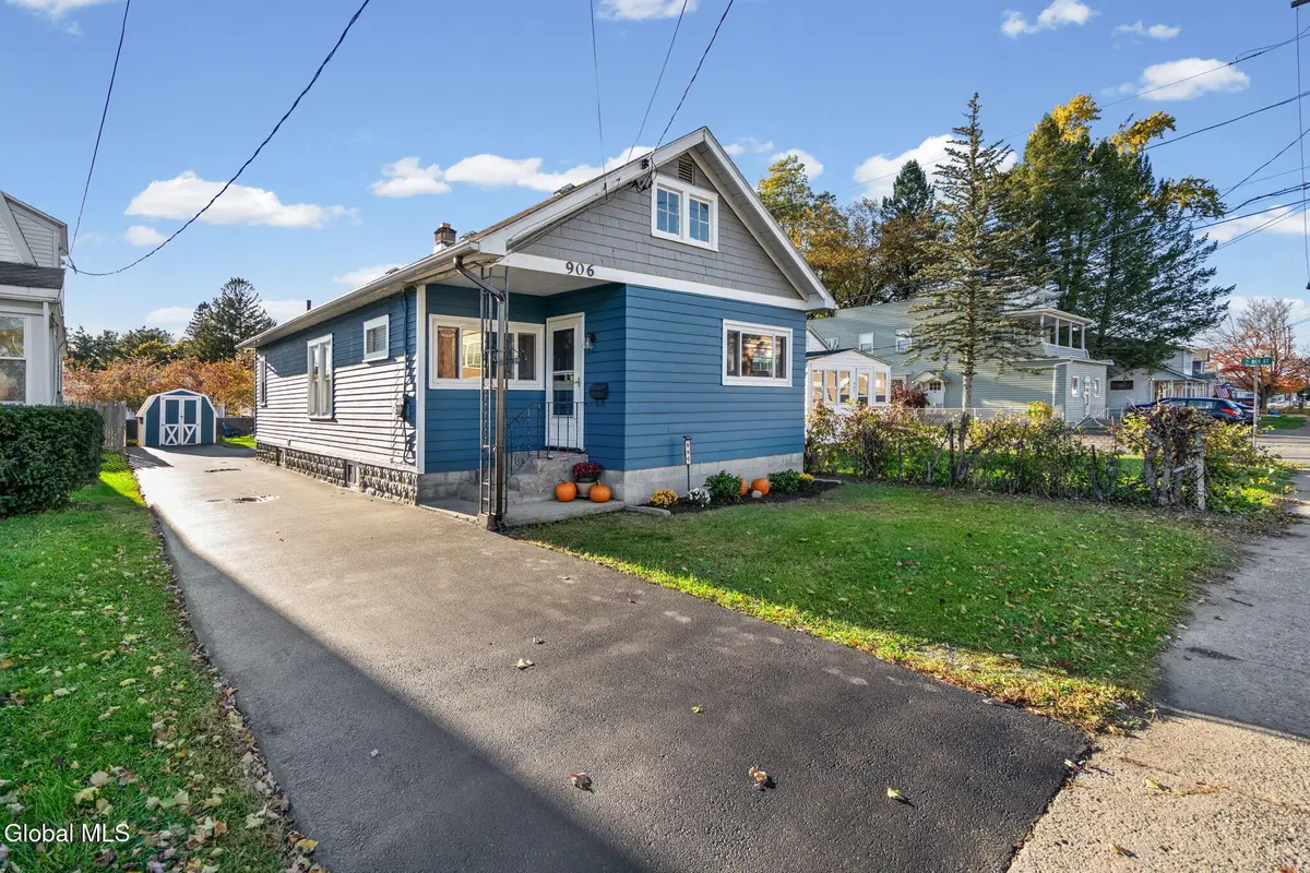 906 Draper Avenue, Rotterdam, NY 12306 - #1