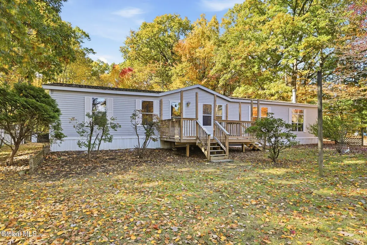 11 Lucia Road, Ballston Spa, NY 12020 - #1