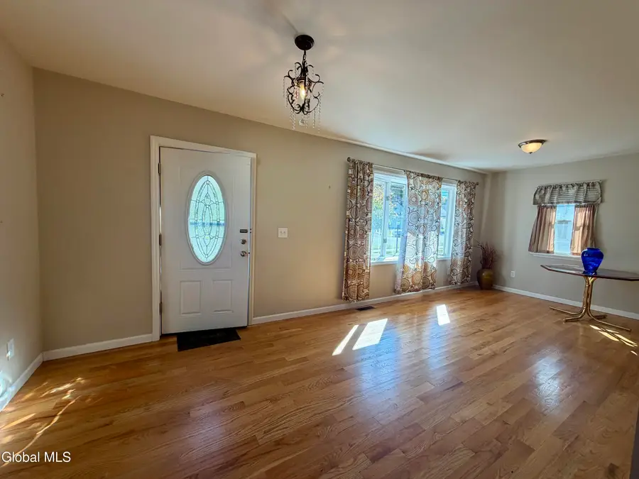 1016 Wallace Avenue, Rotterdam, NY 12306 - #3