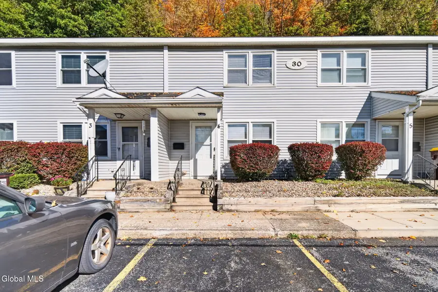 30 Warsaw Avenue #Apt 4, Mechanicville, NY 12118 - #2