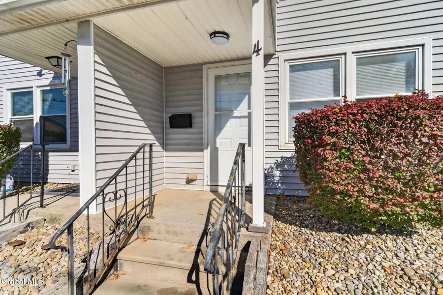 30 Warsaw Avenue #Apt 4, Mechanicville, NY 12118 - #3