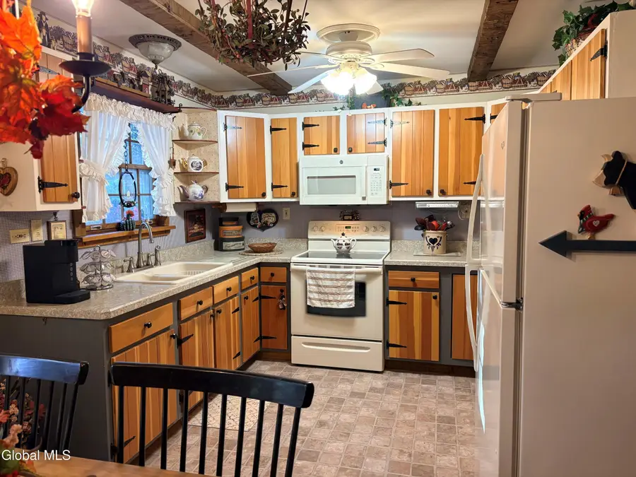 27 Ferndell Spring Drive, Saratoga Springs, NY 12866 - #3