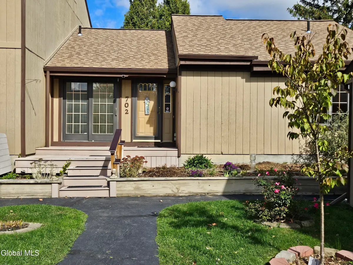 702 Huntington Court, East Greenbush, NY 12061 - #1