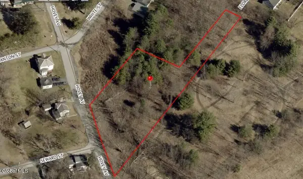 L2 Hovey Avenue, Hoosick Falls, NY 12090