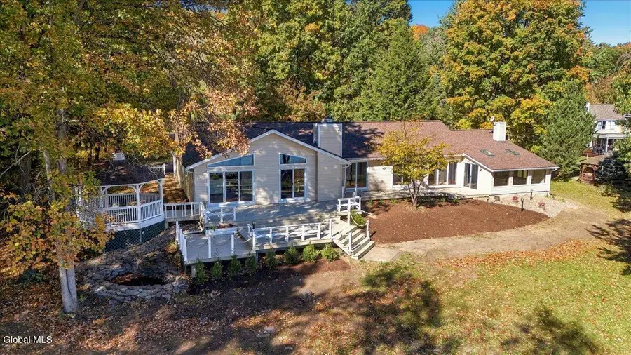 20 Beach Road, Halfmoon, NY 12065 - #3