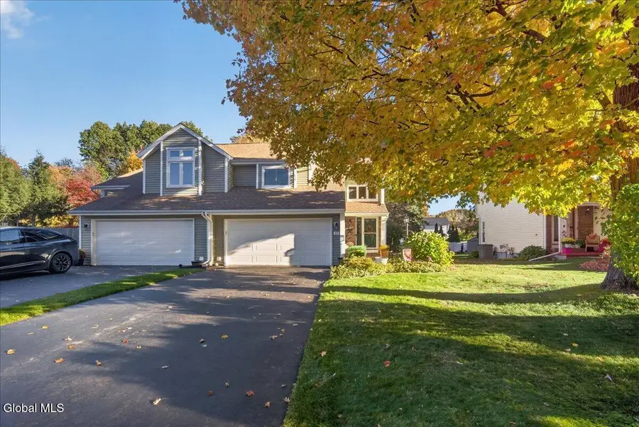 46 Captains Boulevard, Waterford, NY 12188 - #2
