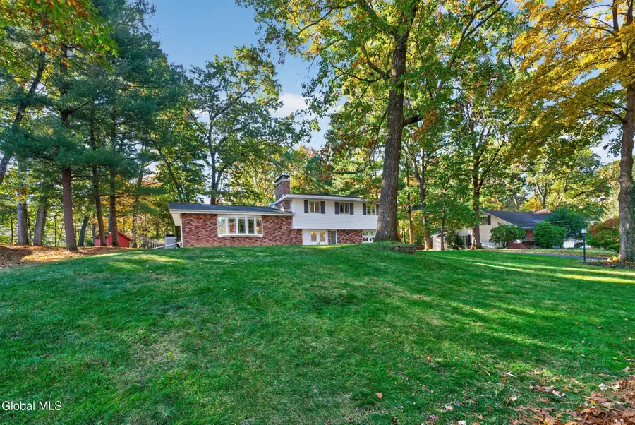 365 W Highland Drive, Guilderland, NY 12303 - #2