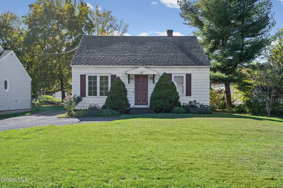 2995 Amsterdam Road, Glenville, NY 12302 - #1