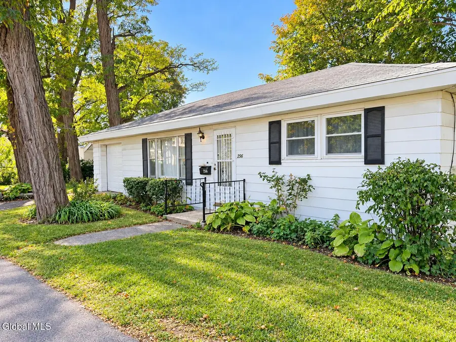 256 Perry Street, Schenectady, NY 12306 - #3