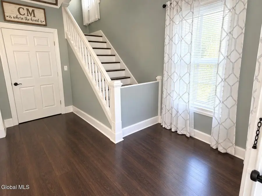 1040 Lakeview Avenue, Schenectady, NY 12303 - #3