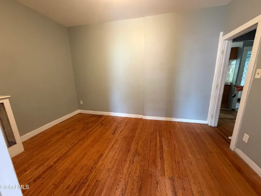 54 Alexander Street, Albany, NY 12202 - #3