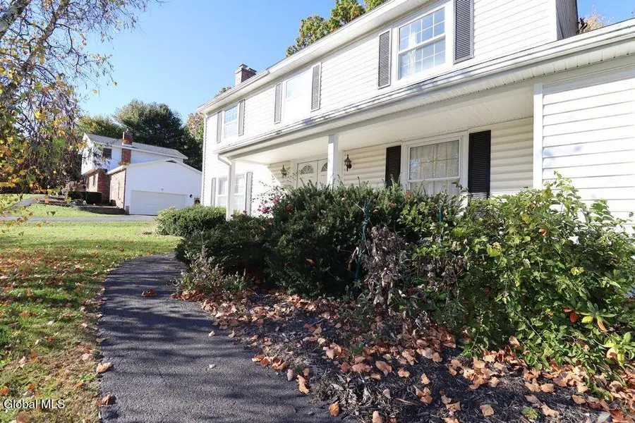 2463 Brookshire Drive, Niskayuna, NY 12309 - #2