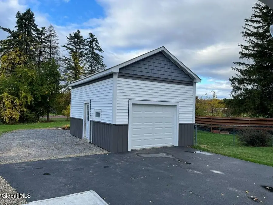 6 Fisher Street, Greenwich, NY 12834 - #3