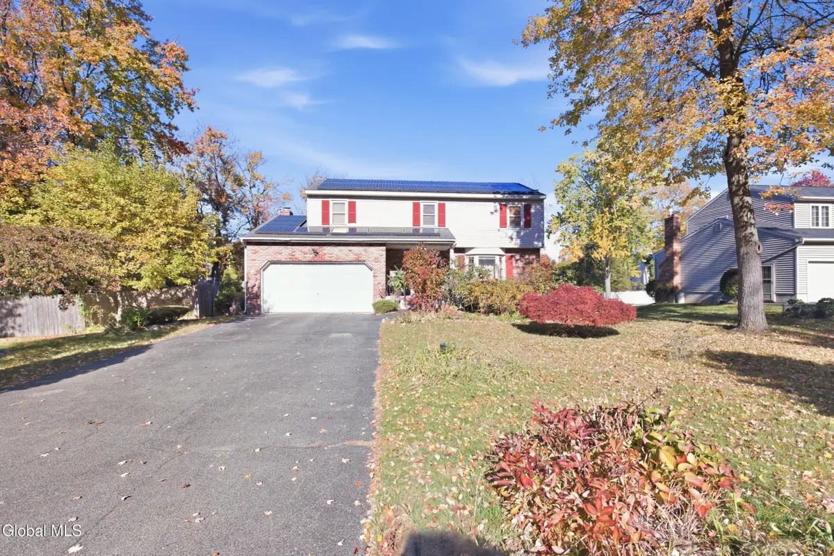 31 Lacy Lane, Roessleville, NY 12211 - #1