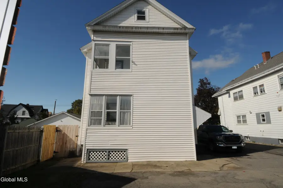 1114 Mcclellan Street, Schenectady, NY 12309 - #2