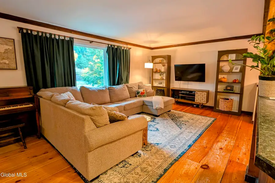 21 Bonner Drive, Queensbury, NY 12804 - #3