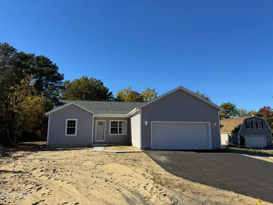15 Leo Street, Queensbury, NY 12804 - #2