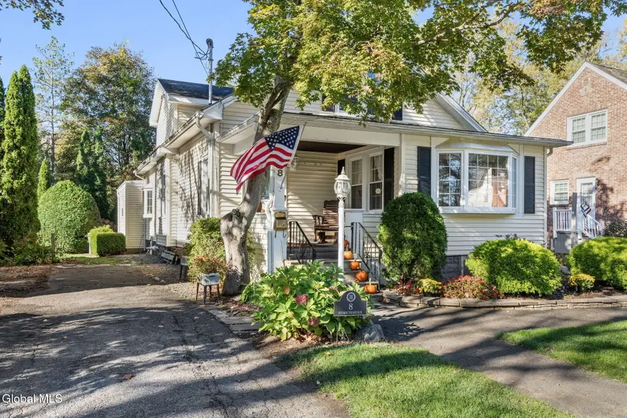 8 Plymouth Avenue, Bethlehem, NY 12054 - #3