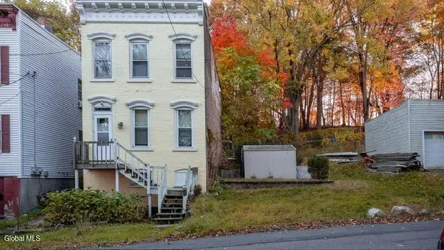 10 Van Every Avenue, Troy, NY 12180 - #2
