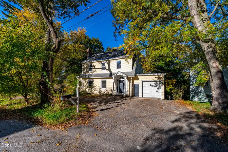 2515 Englewood Avenue, Niskayuna, NY 12309 - #2
