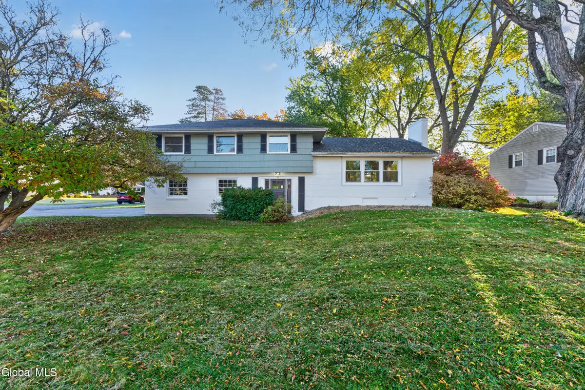 14 Compton Place, Glenville, NY 12302 - #1