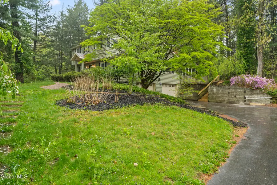 17 Belmonte Lane, Clifton Park, NY 12065 - #3
