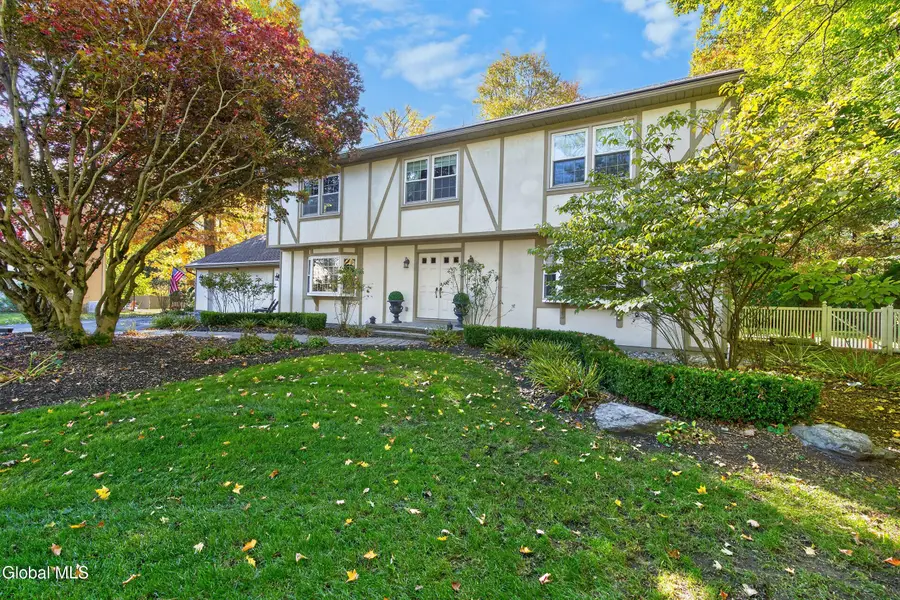 20 Axbridge Lane, Bethlehem, NY 12054 - #2