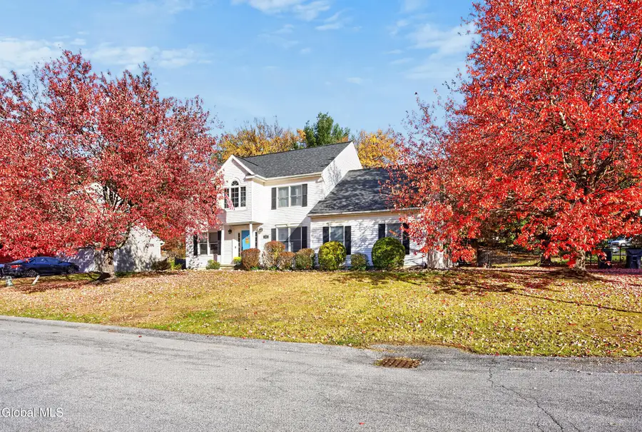 123 N Springhurst Drive, East Greenbush, NY 12061 - #2