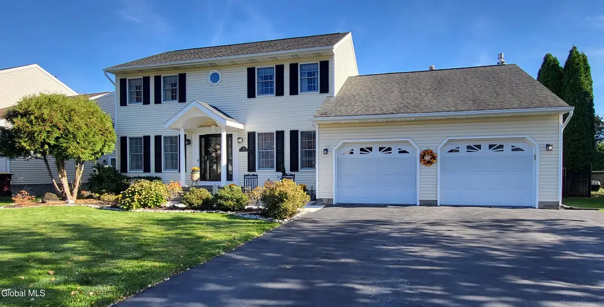 30 Berkshire Drive, Colonie, NY 12205 - #1