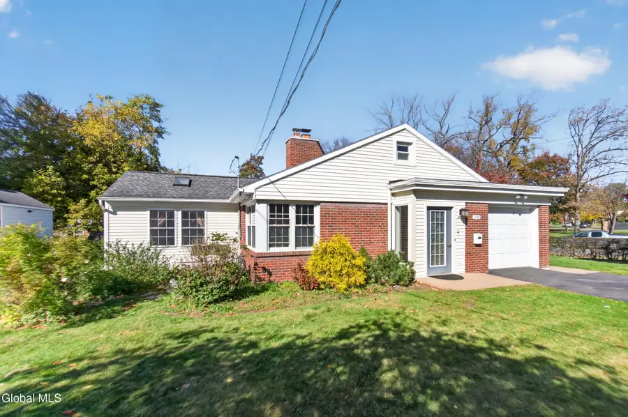 1189 Mcclellan Street, Schenectady, NY 12309 - #2