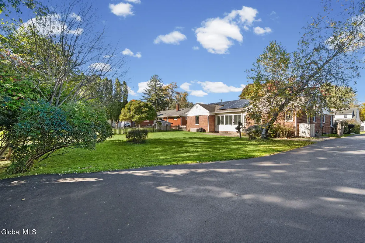 1000 New Scotland Road, Albany, NY 12208 - #1
