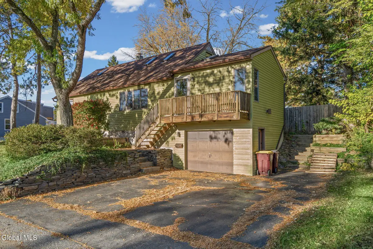 44 Braintree Street, Colonie, NY 12205 - #1