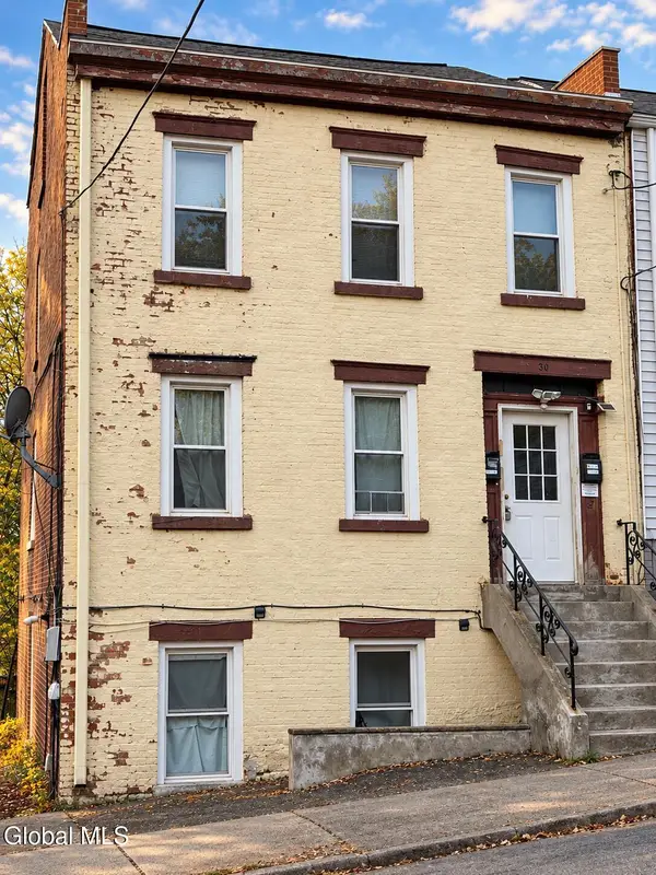 36 13th Street, Troy, NY 12180