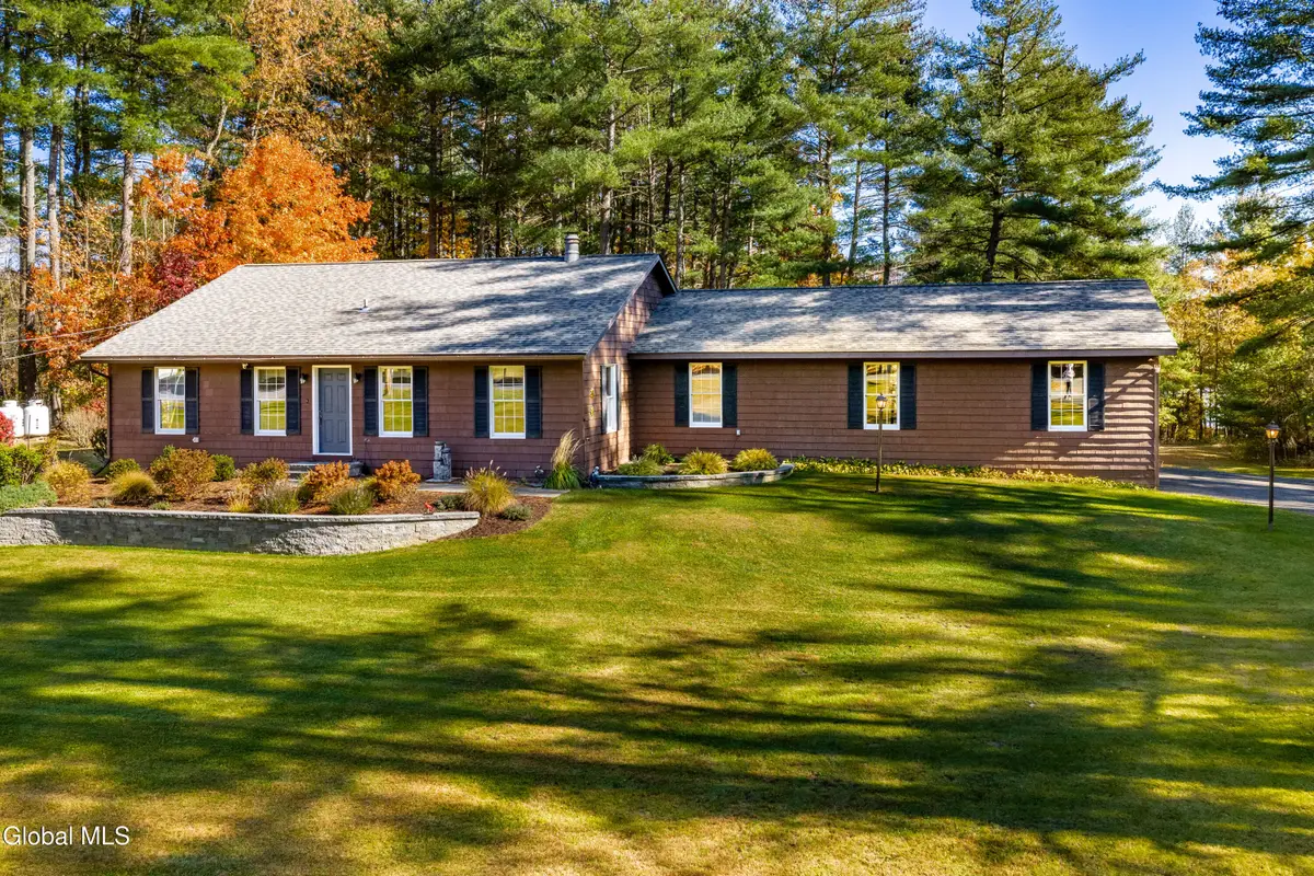 4 Boyce Road, Nassau, NY 12123 - #1