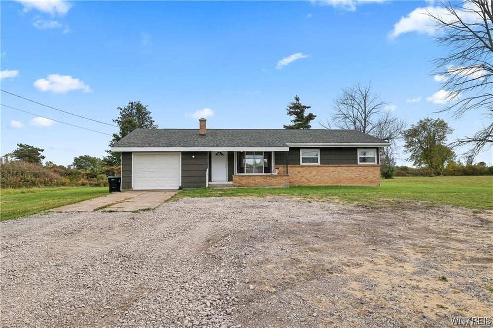 2394 Bedell Road, Grand Island, NY 14072 ERA