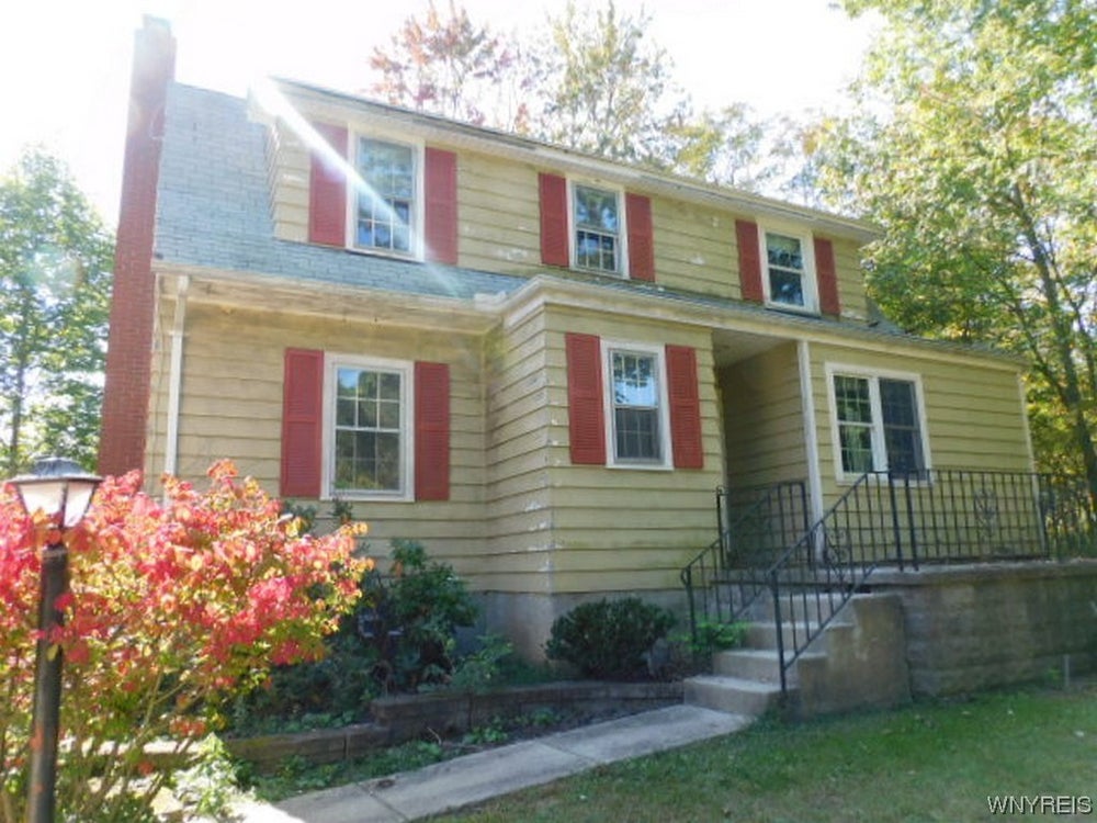 3648 S Hill Road, Hamburg, NY 14075 ERA